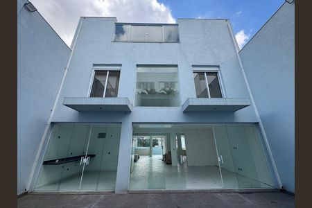Casa à venda com 500m², 4 quartos e 15 vagas