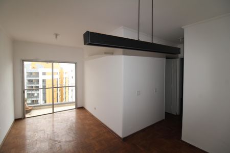 Sala de apartamento à venda com 2 quartos, 60m² em Chora Menino, São Paulo