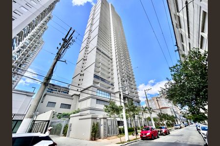 Apartamento à venda com 85m², 2 quartos e 1 vaga Apartamento à venda com 85m², 2 quartos e 1 vagaFachada