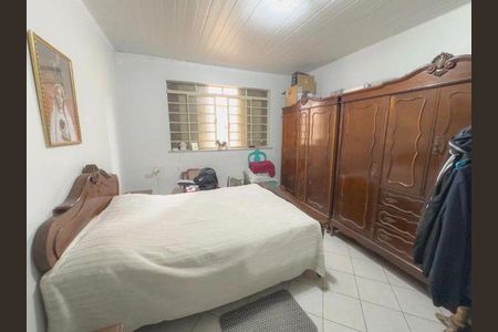 Casa à venda com 3 quartos, 236m² em Vila Ipojuca, São Paulo