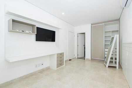 Apartamento à venda com 2 quartos, 121m² em Perdizes, São Paulo