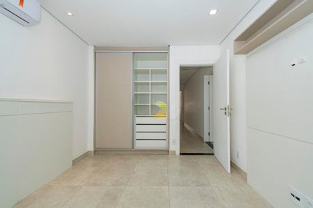 Apartamento à venda com 2 quartos, 121m² em Perdizes, São Paulo