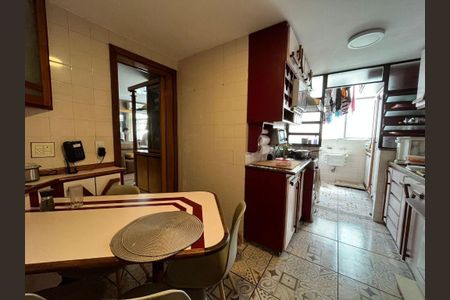 Apartamento à venda com 3 quartos, 186m² em Icaraí, Niterói
