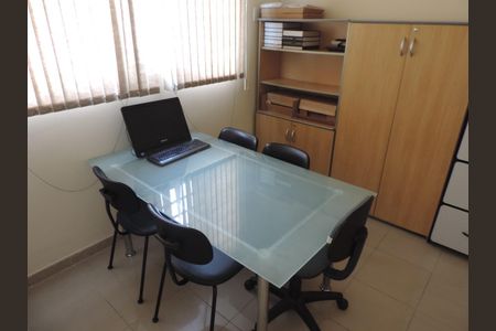 Casa à venda com 8 quartos, 380m² em Vila Mariana, São Paulo