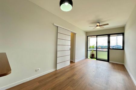 Sala de apartamento à venda com 2 quartos, 60m² em Vila Paulista, São Paulo