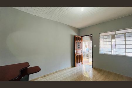 Sala de casa para alugar com 4 quartos, 169m² em Jardim Chapadão, Campinas