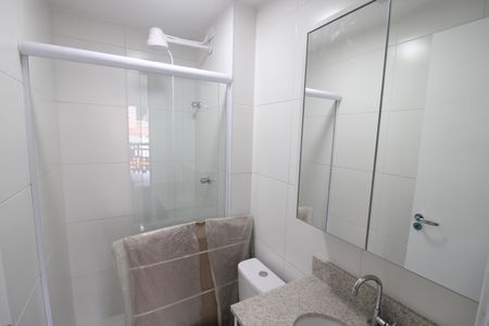 Banheiro de apartamento para alugar com 1 quarto, 31m² em Tucuruvi, São Paulo