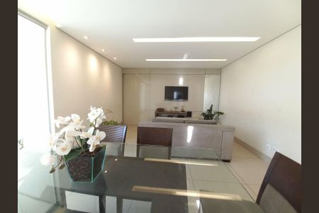 Apartamento à venda com 4 quartos, 99m² em Fernão Dias, Belo Horizonte