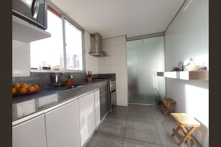Apartamento à venda com 4 quartos, 99m² em Fernão Dias, Belo Horizonte