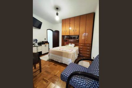 Casa à venda com 3 quartos, 190m² em Vila Paulo Silas, São Paulo