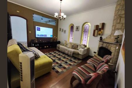 Casa à venda com 3 quartos, 190m² em Vila Paulo Silas, São Paulo