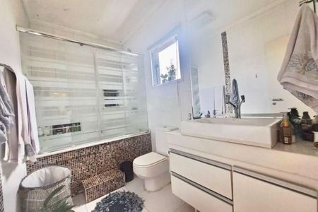 Casa à venda com 3 quartos, 195m² em Vila Santa Isabel, São Paulo