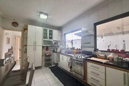 Casa à venda com 3 quartos, 195m² em Vila Santa Isabel, São Paulo
