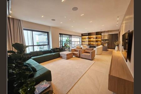 Apartamento à venda com 3 quartos, 190m² em Cambuí, Campinas