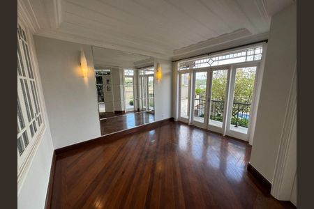 Casa à venda com 4 quartos, 437m² em Alphaville Residencial Um, Barueri