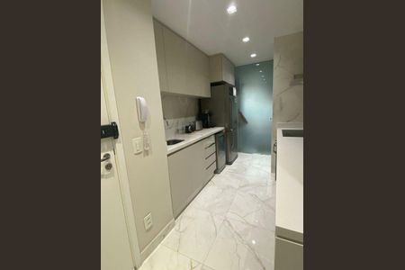 Apartamento à venda com 3 quartos, 107m² em Vila Romana, São Paulo