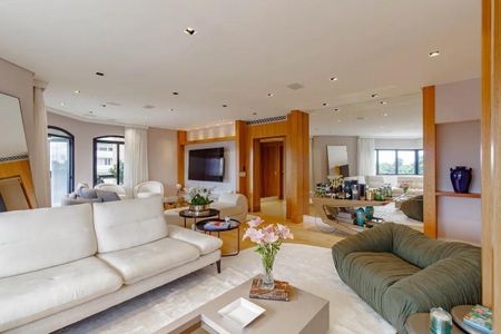 Apartamento à venda com 4 quartos, 260m² em Consolação, São Paulo