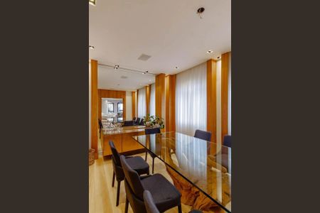 Apartamento à venda com 260m², 4 quartos e 4 vagas