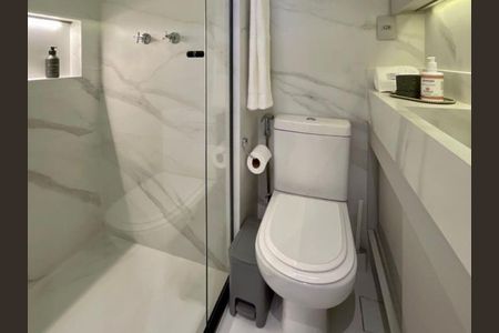 Apartamento para alugar com 2 quartos, 70m² em Melville Empresarial II, Barueri