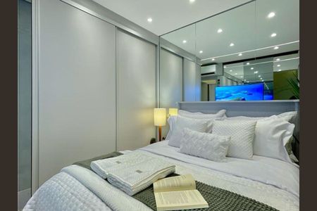 Apartamento para alugar com 2 quartos, 70m² em Melville Empresarial II, Barueri