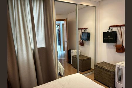 Apartamento à venda com 3 quartos, 170m² em Santa Tereza, Belo Horizonte