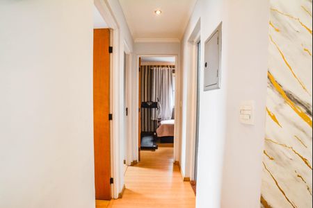 Apartamento à venda com 61m², 3 quartos e 1 vagaCorredor