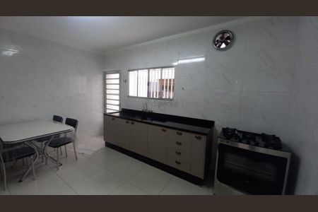 Casa à venda com 2 quartos, 120m² em Vila Canero, São Paulo