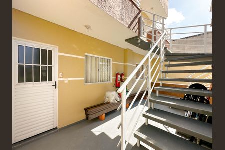 Studio para alugar com 25m², 1 quarto e sem vagaEscada