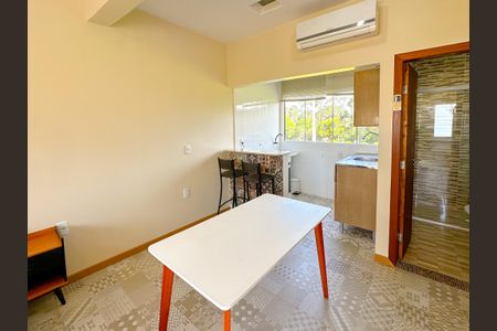Studio para alugar com 25m², 1 quarto e sem vagaSala/Quarto