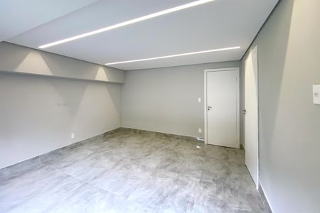 Apartamento à venda com 160m², 3 quartos e 2 vagas Apartamento à venda com 160m², 3 quartos e 2 vagasSemi Suite 2