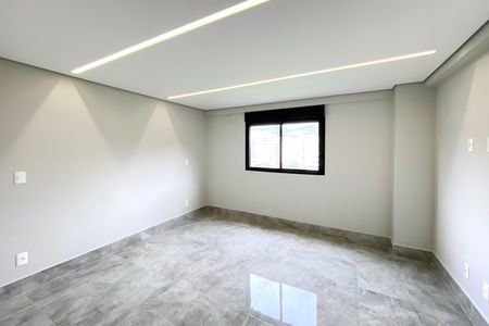 Apartamento à venda com 160m², 3 quartos e 2 vagas Apartamento à venda com 160m², 3 quartos e 2 vagasSuite 1