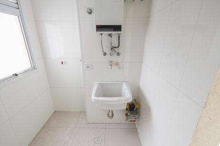 Apartamento para alugar com 58m², 2 quartos e 1 vagaÁrea de Serviço