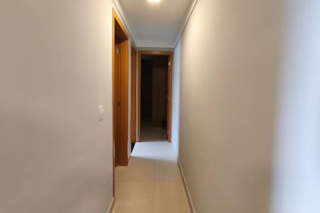 Apartamento à venda com 45m², 2 quartos e 2 vagasCorredor - Quartos