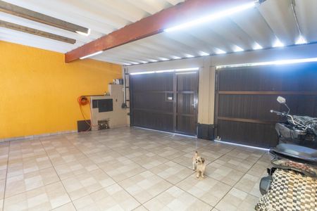 Casa à venda com 152m², 3 quartos e 2 vagasGaragem 