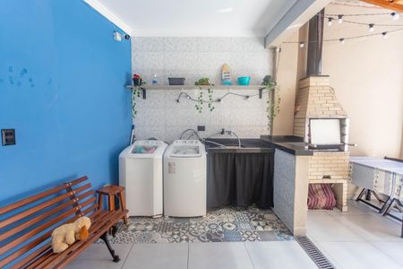 Casa à venda com 152m², 3 quartos e 2 vagasÁrea de serviço 