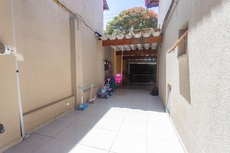 Casa à venda com 152m², 3 quartos e 2 vagasQuintal 