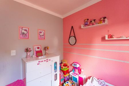 Casa à venda com 152m², 3 quartos e 2 vagasQuarto 2 