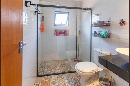 Casa à venda com 152m², 3 quartos e 2 vagasBanheiro social 1