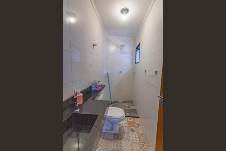 Casa à venda com 152m², 3 quartos e 2 vagasBanheiro da suíte