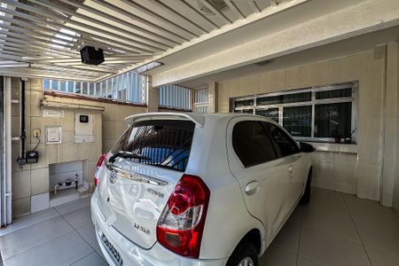 Garagem de casa à venda com 3 quartos, 156m² em Vila Oratorio, São Paulo