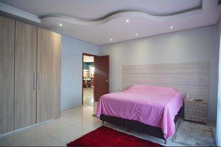 Suíte de casa à venda com 3 quartos, 400m² em Scharlau, São Leopoldo