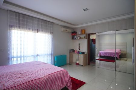 Casa à venda com 400m², 3 quartos e 2 vagasSuíte