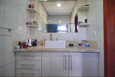 Casa à venda com 400m², 3 quartos e 2 vagasBanheiro da Suíte