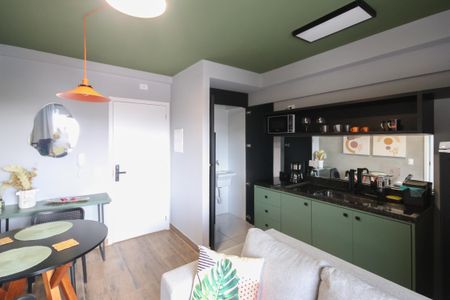 Sala/Cozinha de apartamento para alugar com 1 quarto, 40m² em Vila Paulicéia, São Paulo