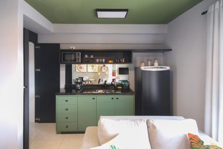 Sala/Cozinha de apartamento para alugar com 1 quarto, 40m² em Vila Paulicéia, São Paulo