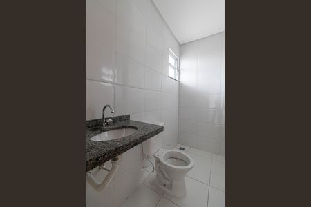 Apartamento à venda com 42m², 2 quartos e 1 vaga Apartamento à venda com 42m², 2 quartos e 1 vagaBanheiro