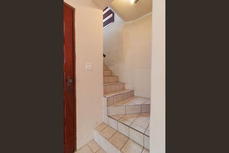 Casa à venda com 206m², 3 quartos e 4 vagas Casa à venda com 206m², 3 quartos e 4 vagasESCADA ACESSOS