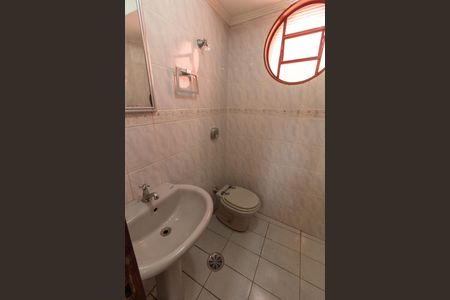 Casa à venda com 206m², 3 quartos e 4 vagas Casa à venda com 206m², 3 quartos e 4 vagasLAVABO