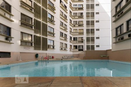 Apartamento para alugar com 65m², 2 quartos e 1 vaga Apartamento para alugar com 65m², 2 quartos e 1 vagaPiscina