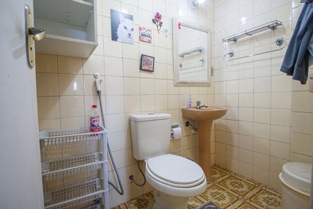 Apartamento para alugar com 65m², 2 quartos e 1 vaga Apartamento para alugar com 65m², 2 quartos e 1 vagaBanheiro Suite